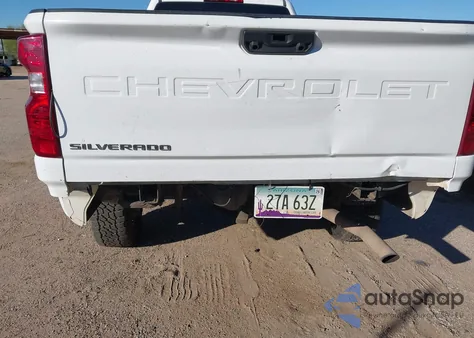 2015 Chevrolet Silverado 2500Hd Wt z USA, uszkodzony, nr VIN 1GB2CUEG9FZ122068